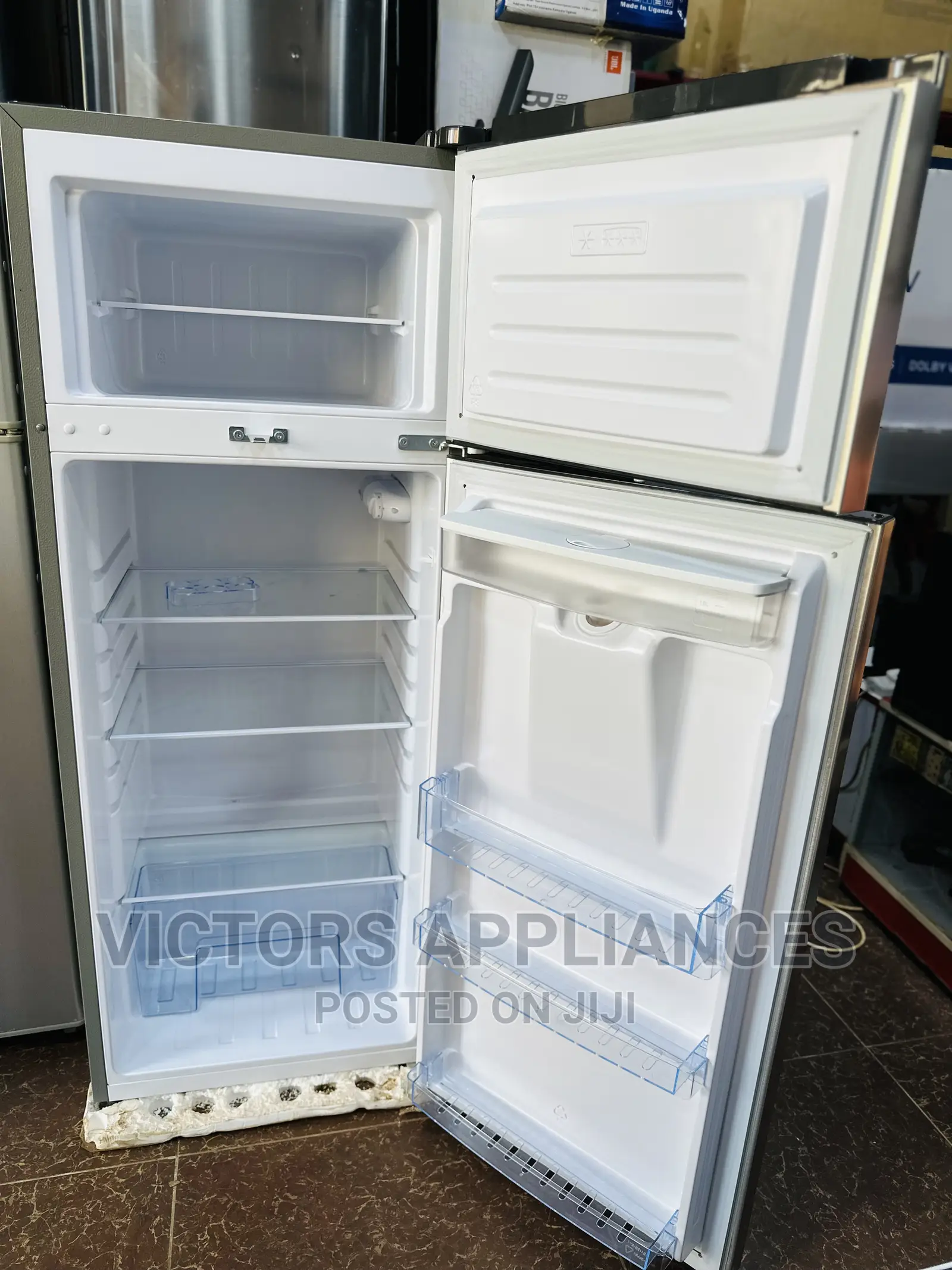 Hisense 270l Double Door Refrigerator With Water Dispenser