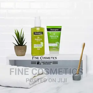 Neutrogena Oil Balancing Exfoliate Scrub With Lime+Aloe Vera