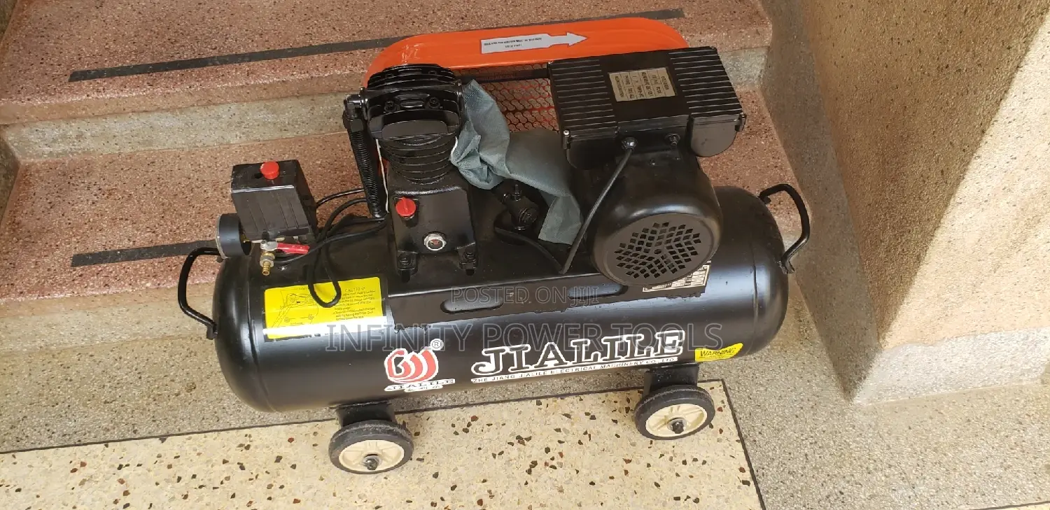 Single Piston Compressor