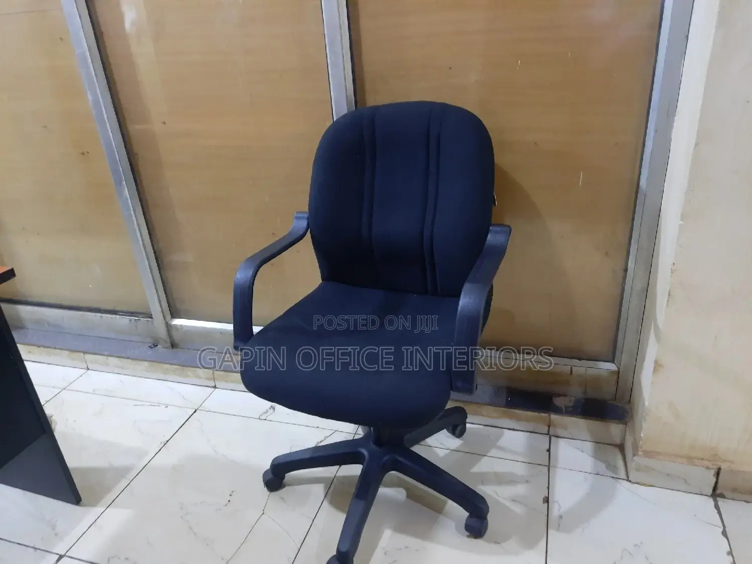 Adjustable Office Short Back
