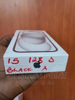 New Apple iPhone 15 128 GB Black