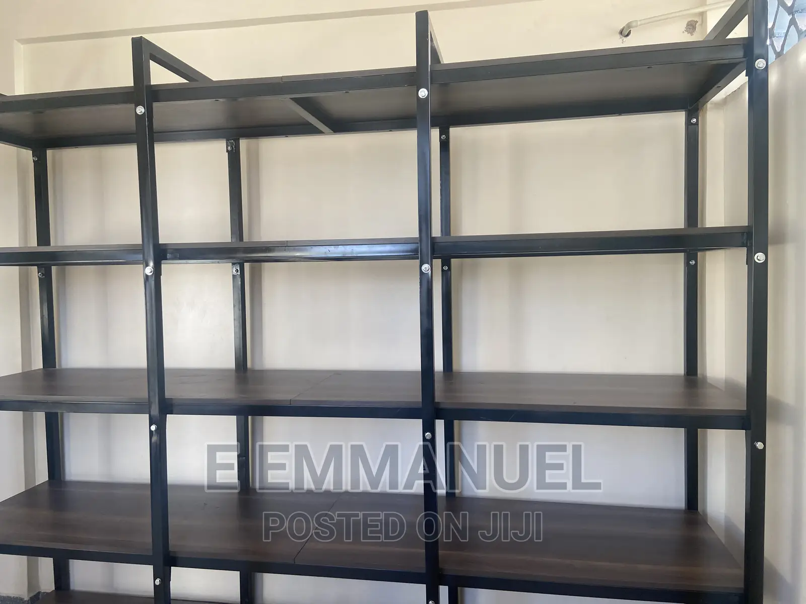Shelves / Shelving Unit
