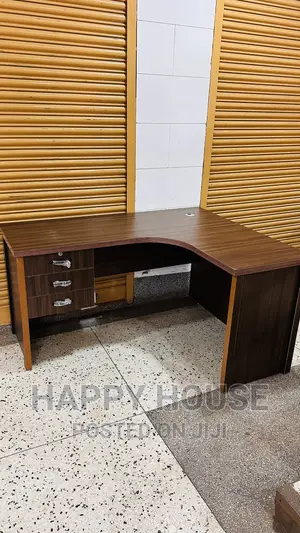 Curved Office Desk