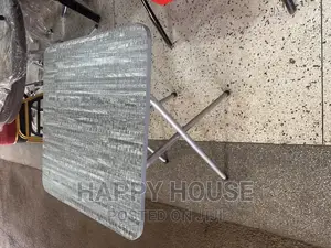 Foldable Reading Table