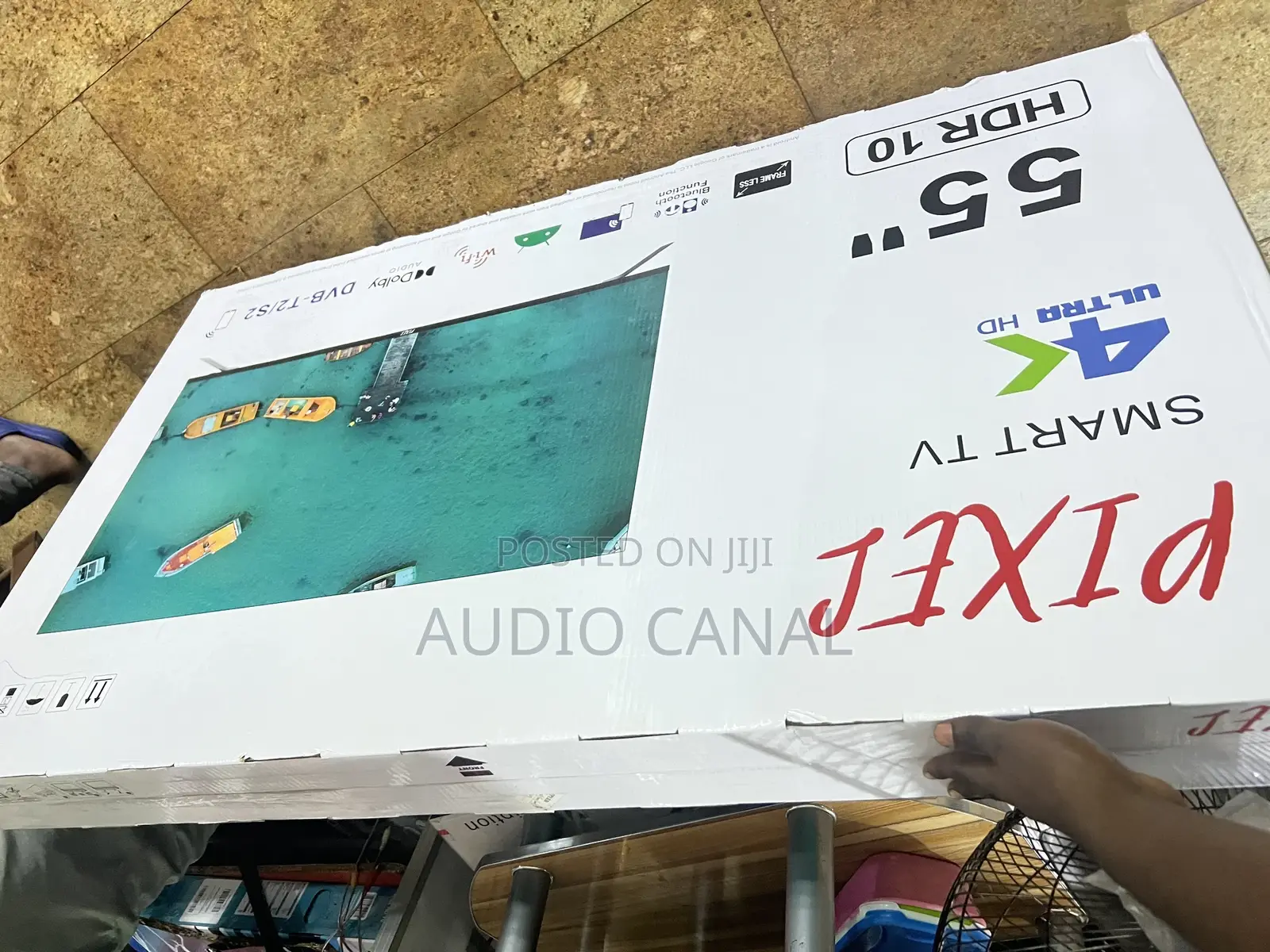 Pixel 55” UHD Smart Tv