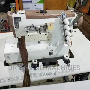 Flat Lock Industrial Sewing Machine