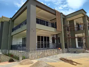 Furnished 6bdrm House in Munyonyo Luxury, Makindye for sale