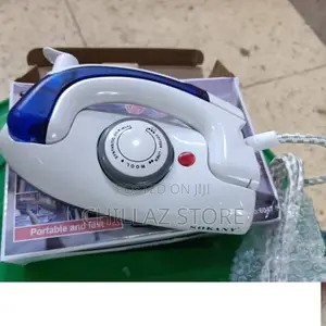Foldable Portable Travel Steam Iron.