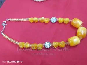 Necklace /Pearls