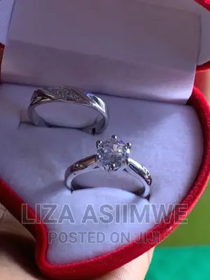 Engagement Ring Available in Size 7 (17)