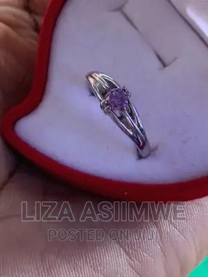 Simple Proposal Rings Available in Size 18 (8)