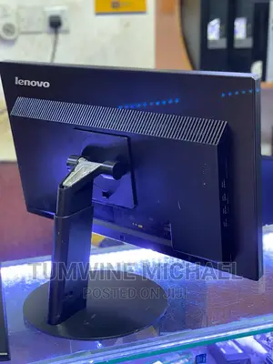 Monitor 22inch Lenovo Hdmi Dp USB 3.0 4 Ports