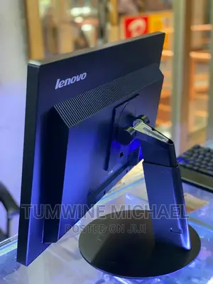 Monitor 22inch Lenovo Hdmi Dp USB 3.0 4 Ports
