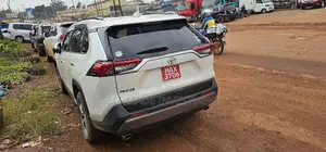 Toyota RAV4 2020 White
