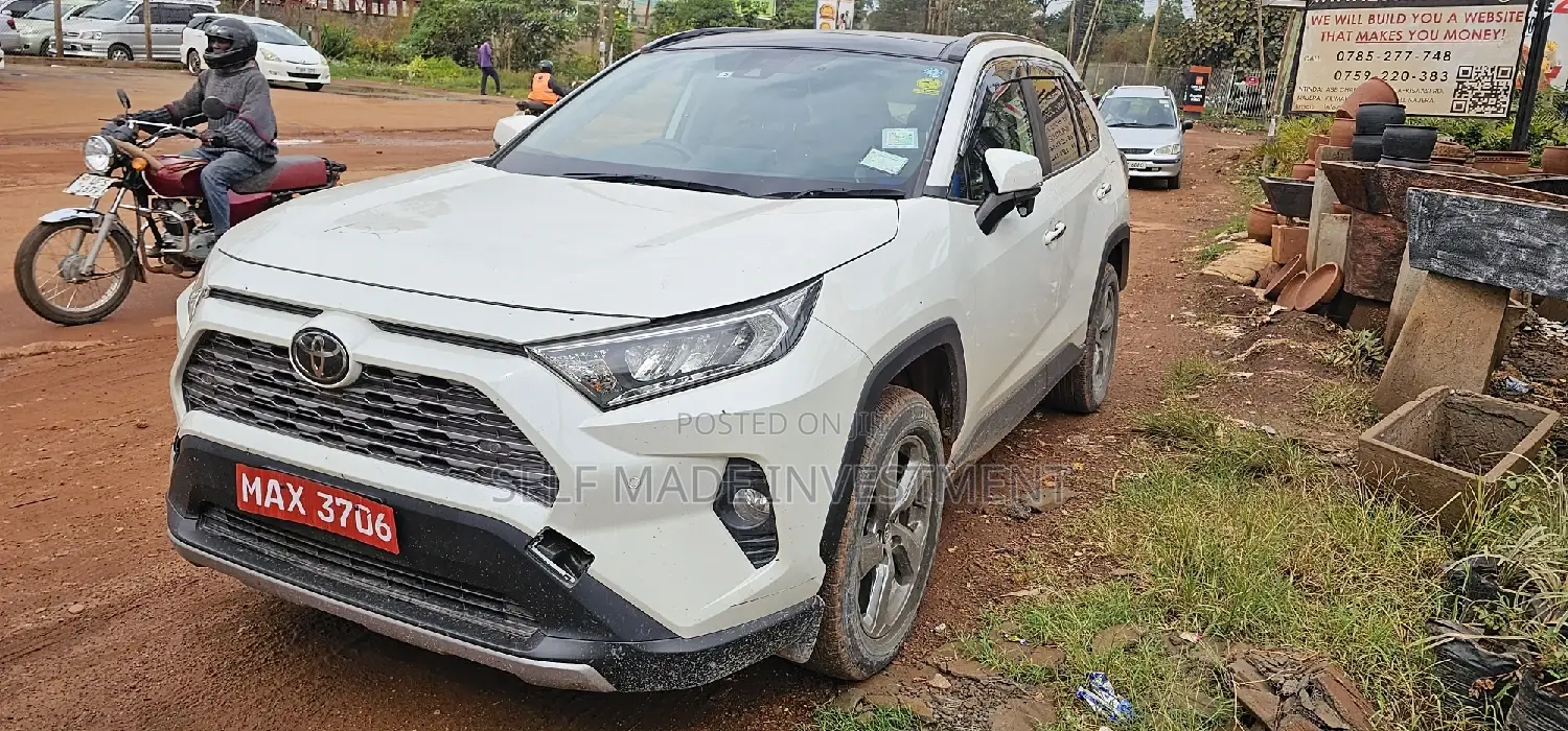 Toyota RAV4 2020 White