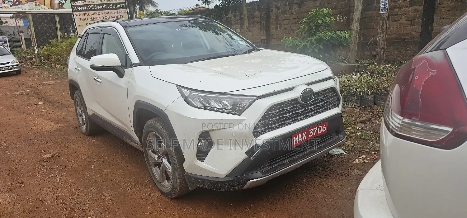 Toyota RAV4 2020 White