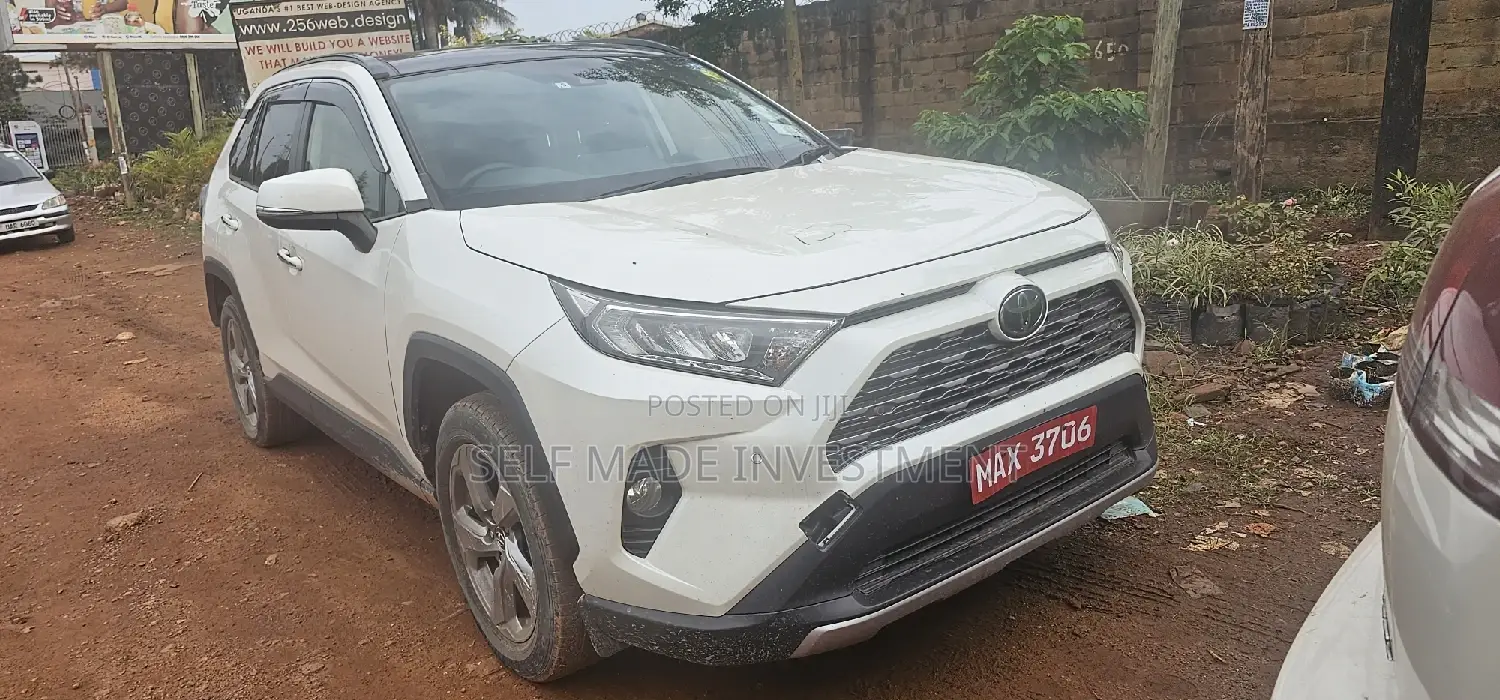 Toyota RAV4 2020 White
