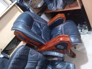 Executive Office Chair