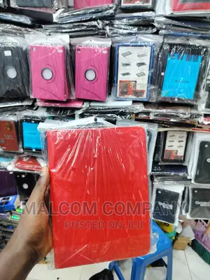 iPad Flip Cover 11 Inches