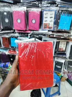 iPad Flip Cover 11 Inches