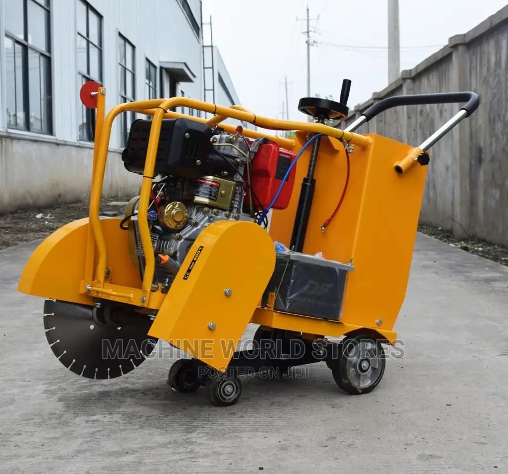 Flow Saw Machine (Concrete Cutter Saw)
