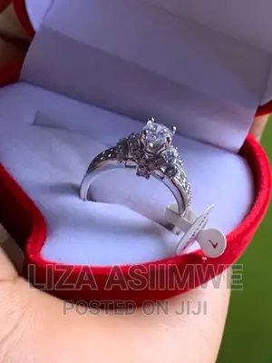Engagement Ring Available in Size 7 (17)