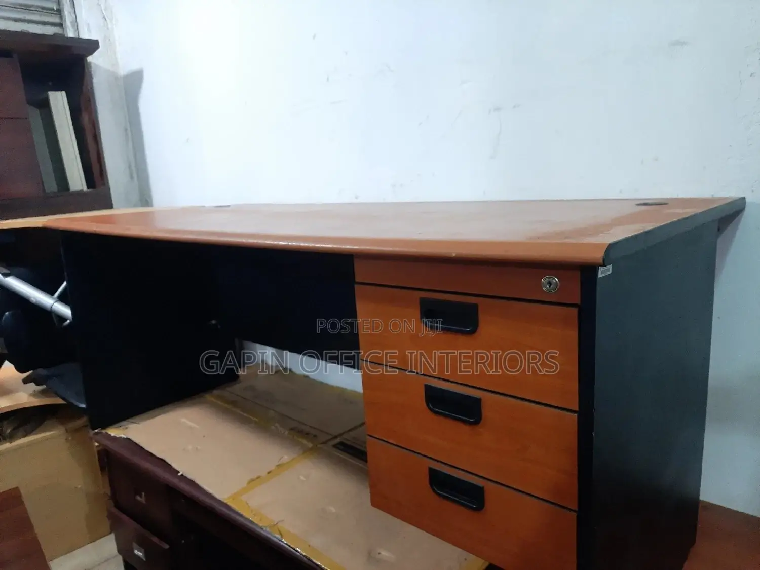 Office Table// Office Desk