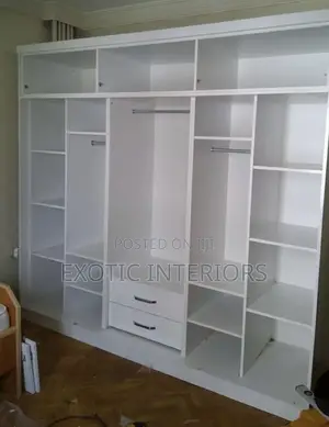 Wardrobe/Inbuilt Call