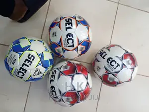 Select Soccer Ball (Size 5 4 )