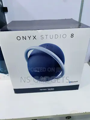 Onyx Studio 8
