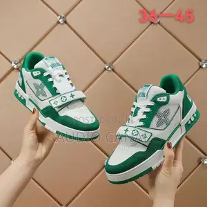 Luis Vuitton Leafen Green
