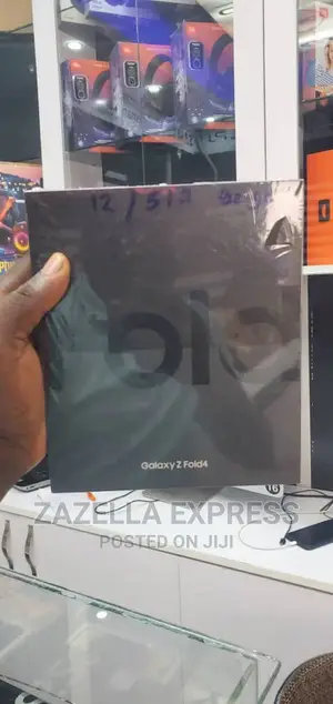 New Samsung Galaxy Z Fold4 512 GB Black