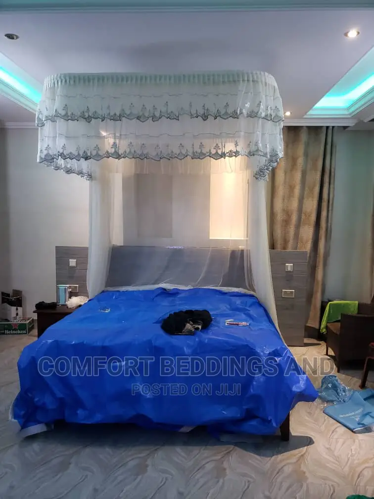 Wall Mount Luxury Mosquito Net Blue