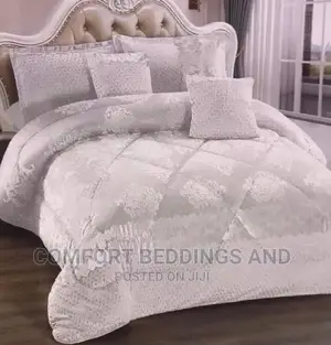 Six Peice Bedcover Off White 7*8