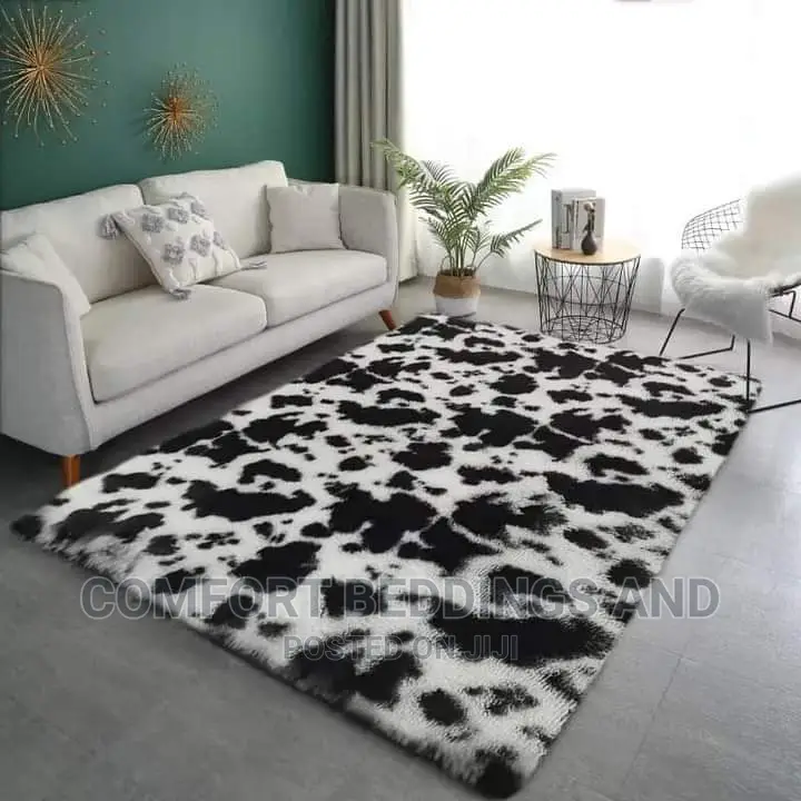 Fluffy Carpet Black White