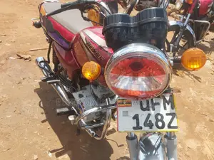 Bajaj Boxer 2022 Red