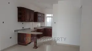 Condominium Units Apartment for Sale