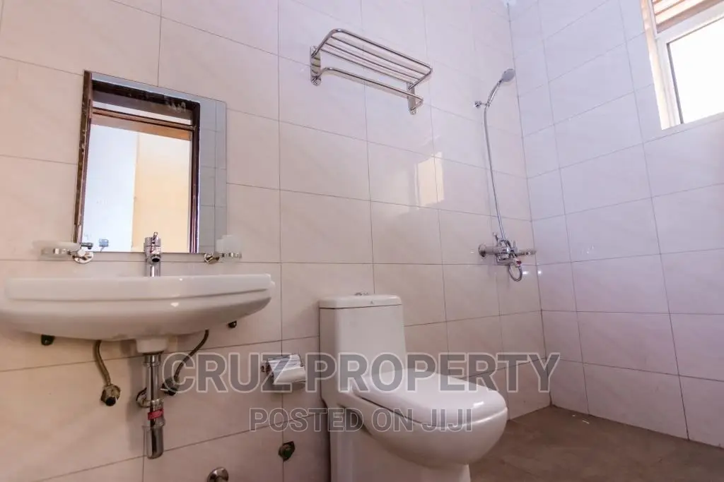 Condominium Units Apartment for Sale
