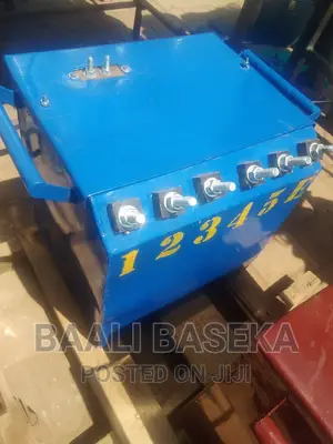 Welding Machines/Three People Welding Machine