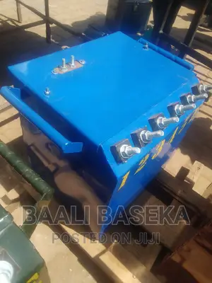 Welding Machines/Three People Welding Machine