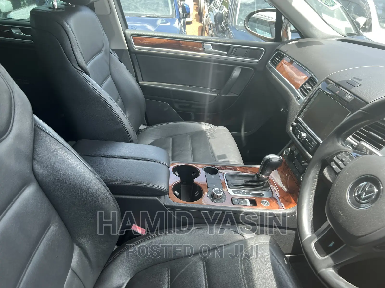 Volkswagen Touareg 2011 Black