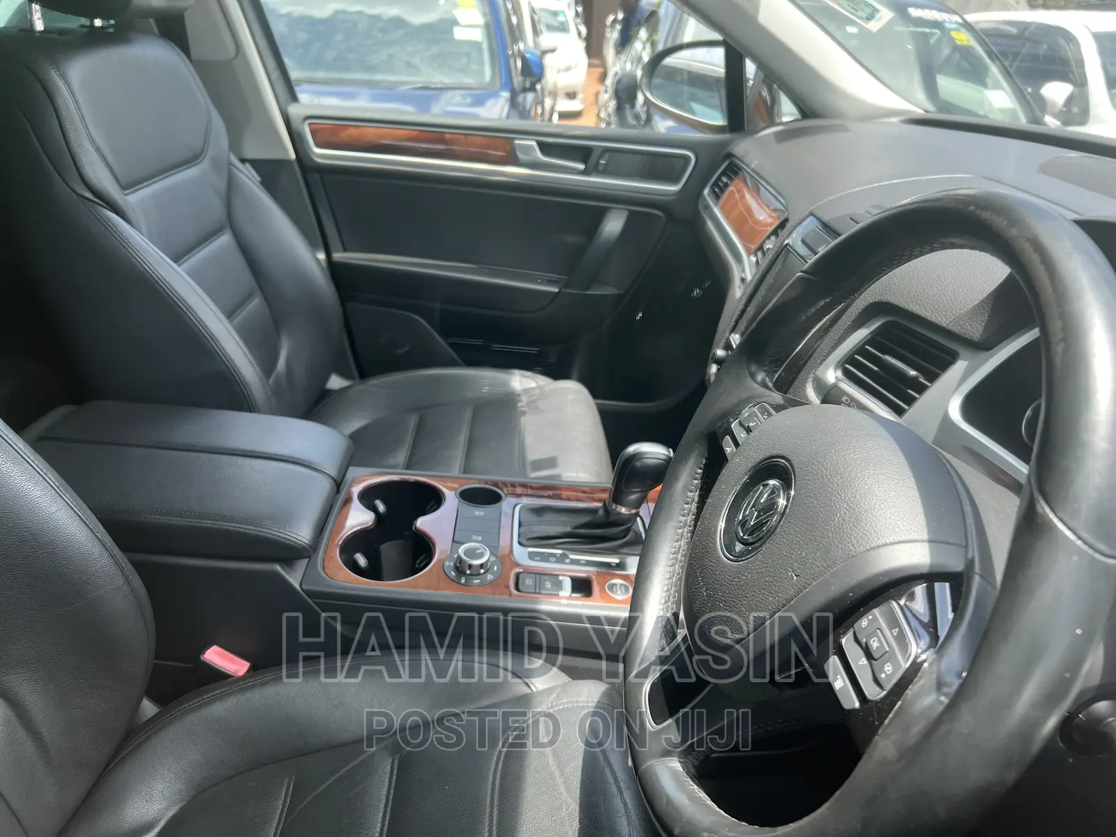 Volkswagen Touareg 2011 Black