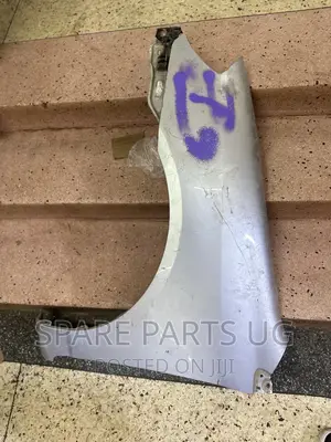 Toyota Allex Fender / Etama