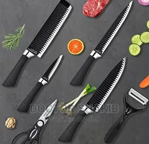 6pcs Nonstick Black Kitchen Wavy Pattern Knife Set