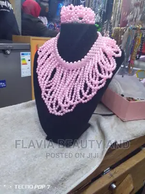 Necklace. Beaded