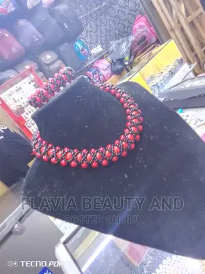Pearl Round Beaded Necklace