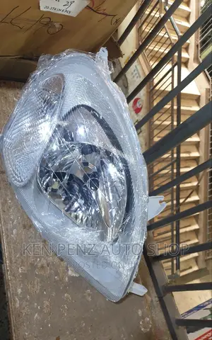 Headlamp Vitz