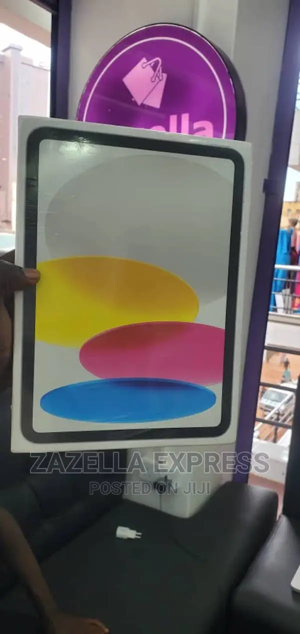New Apple iPad Wi-Fi 64 GB Silver