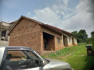 Furnished 2bdrm Apartment in Kira All Tarmack for sale