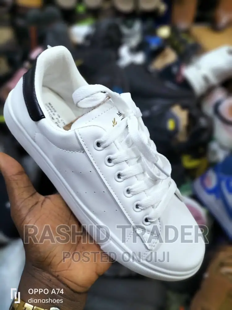 Trainers Sports Shoes